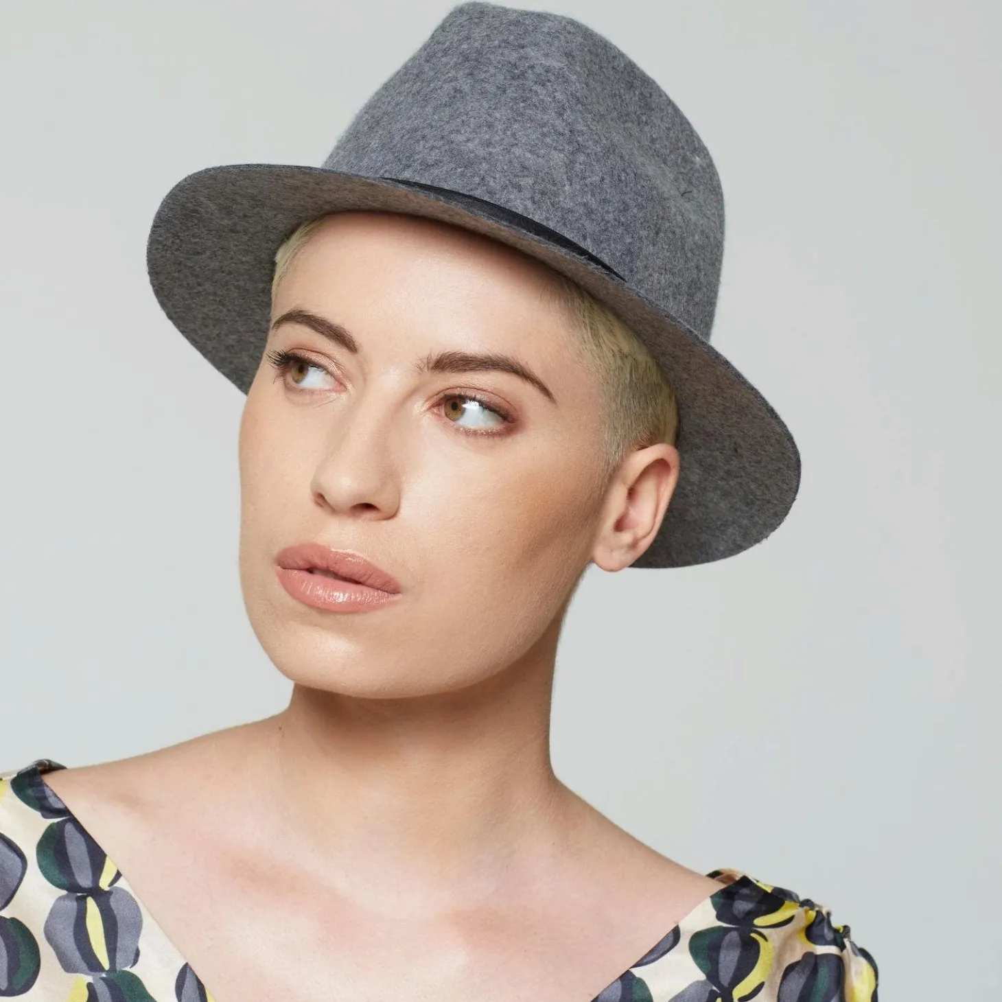 as_cappello_as_eh_cappell_5-5.webp AS98 CAPPELLO AS98 E23-H04002 CAPPELLO GRIGIO