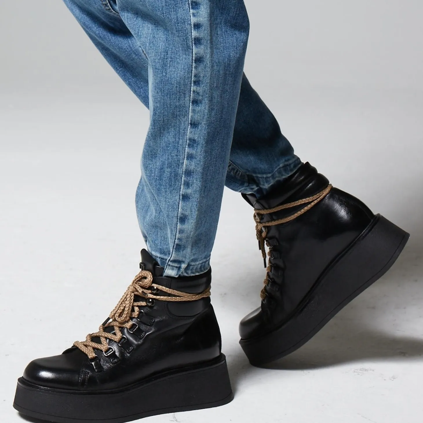 MJUS MANET I22-P78207 STIVALETTI NERO