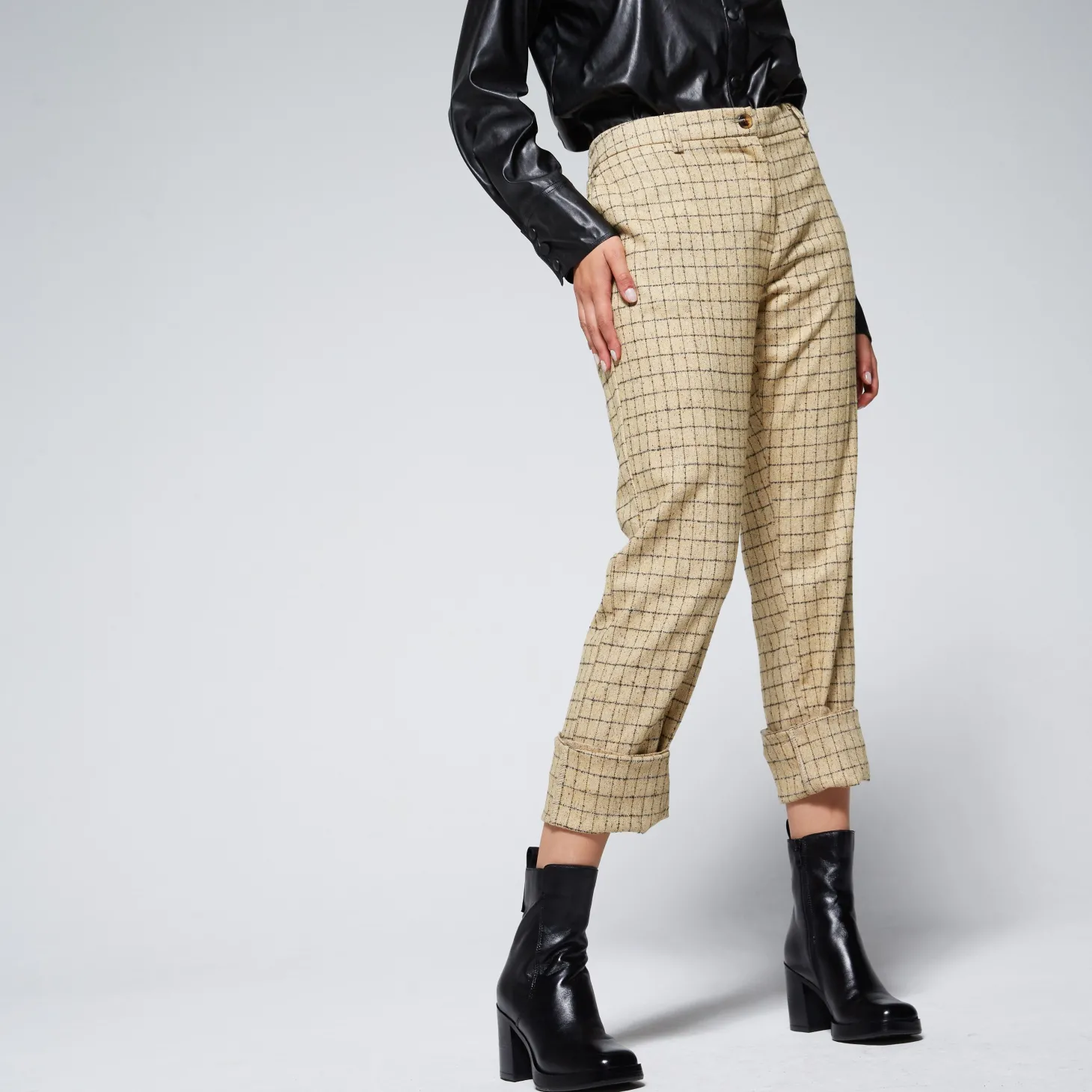 MJUS MICAELA I23-P96212 STIVALETTI NERO